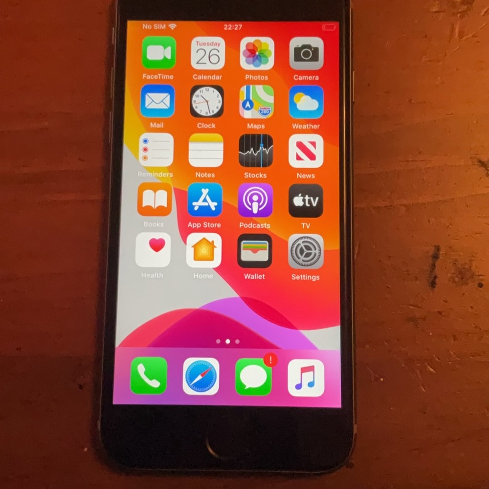 iPhone 6 unlocked mint condition